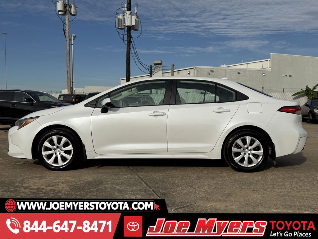 Certified Used 2026 Pearl Toyota LE image 6