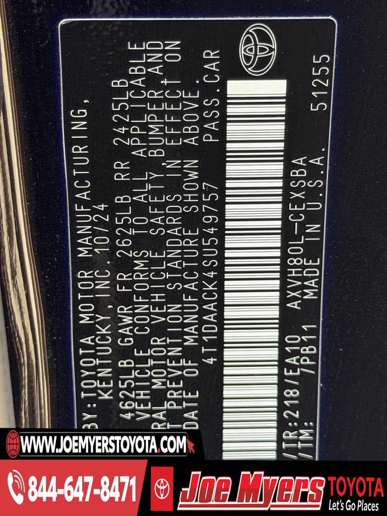 Used 2025 Midnight Black Metallic Toyota SE image 33