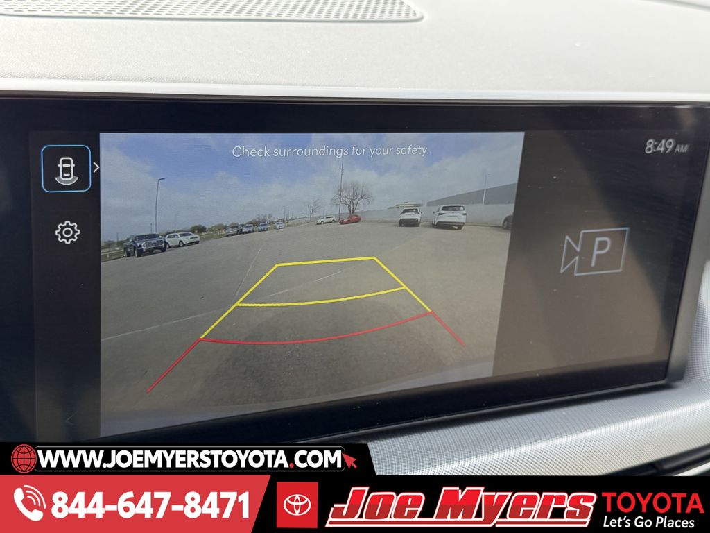 Used 2025 Aero Silver Hyundai SEL image 18