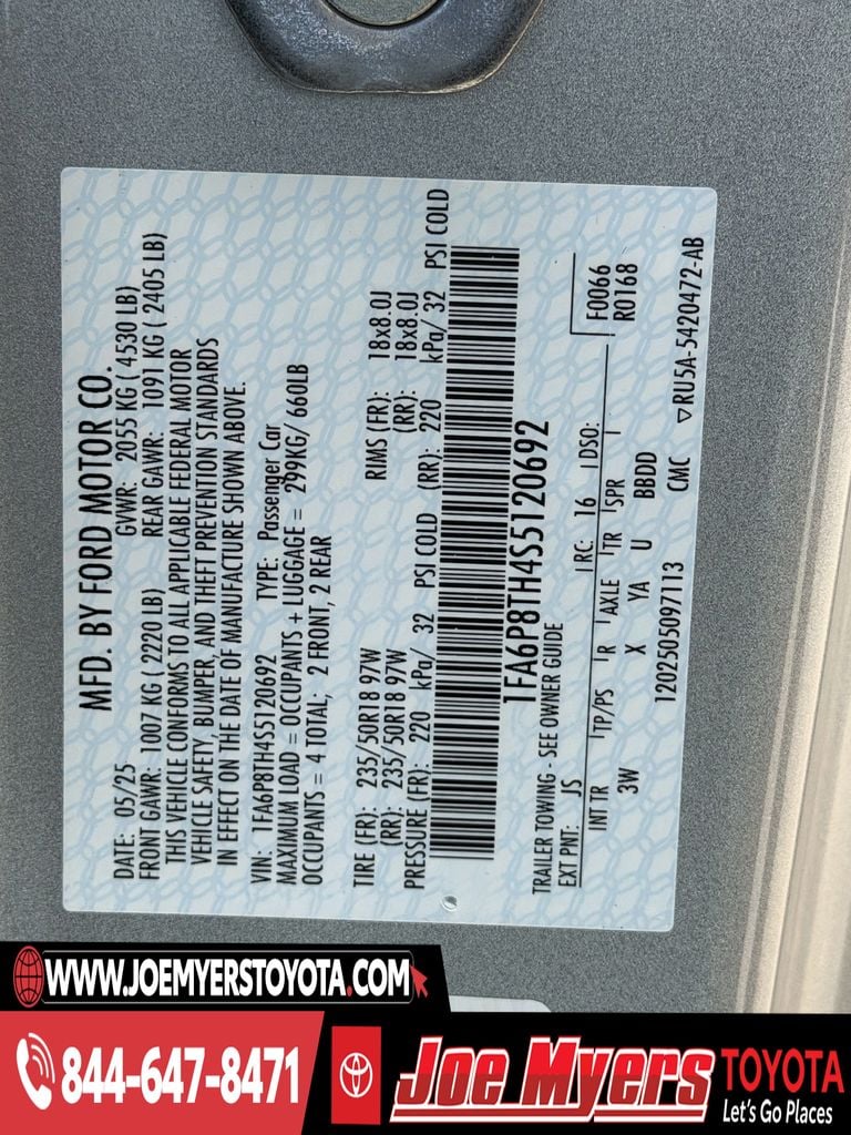 Used 2025 Silver Metallic Ford Ecoboost Premium image 30