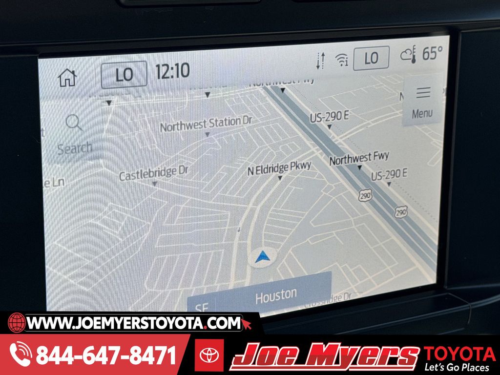 Used 2023 Oxford White Ford XLT image 18