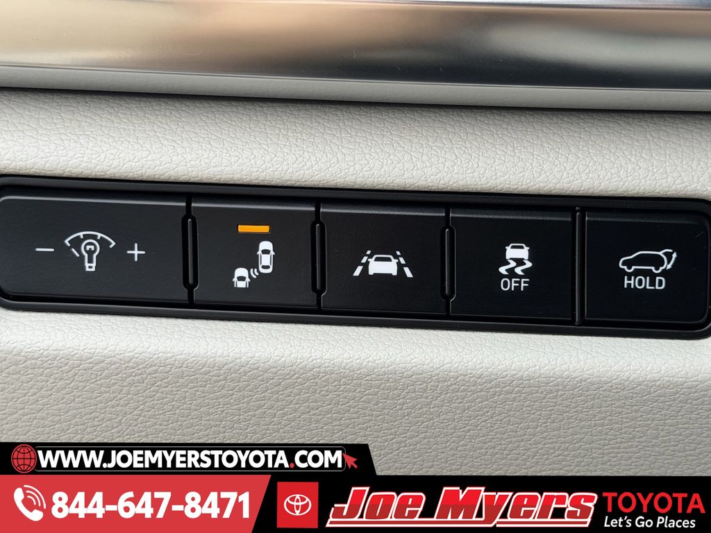 Used 2022 Gravity Gray Kia EX image 24