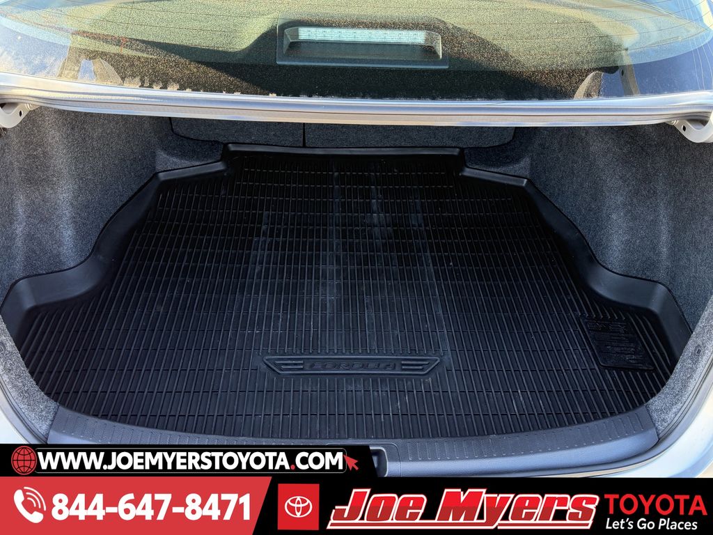 Certified Used 2026 Classic Silver Metallic Toyota LE image 28