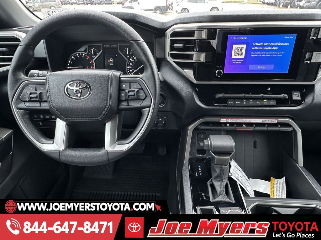 2025 Toyota Tundra SR5 - Photo 10