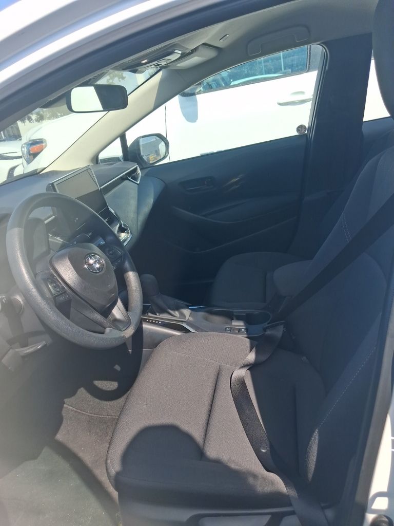 Used 2026 Ice Toyota LE image 5