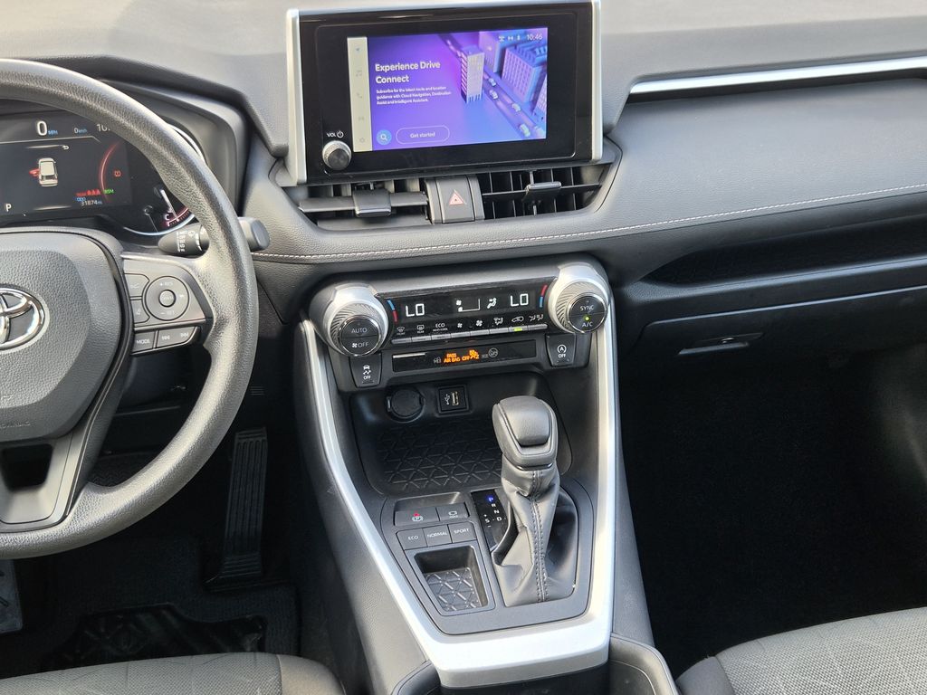 Used 2025 Ice Toyota XLE image 17