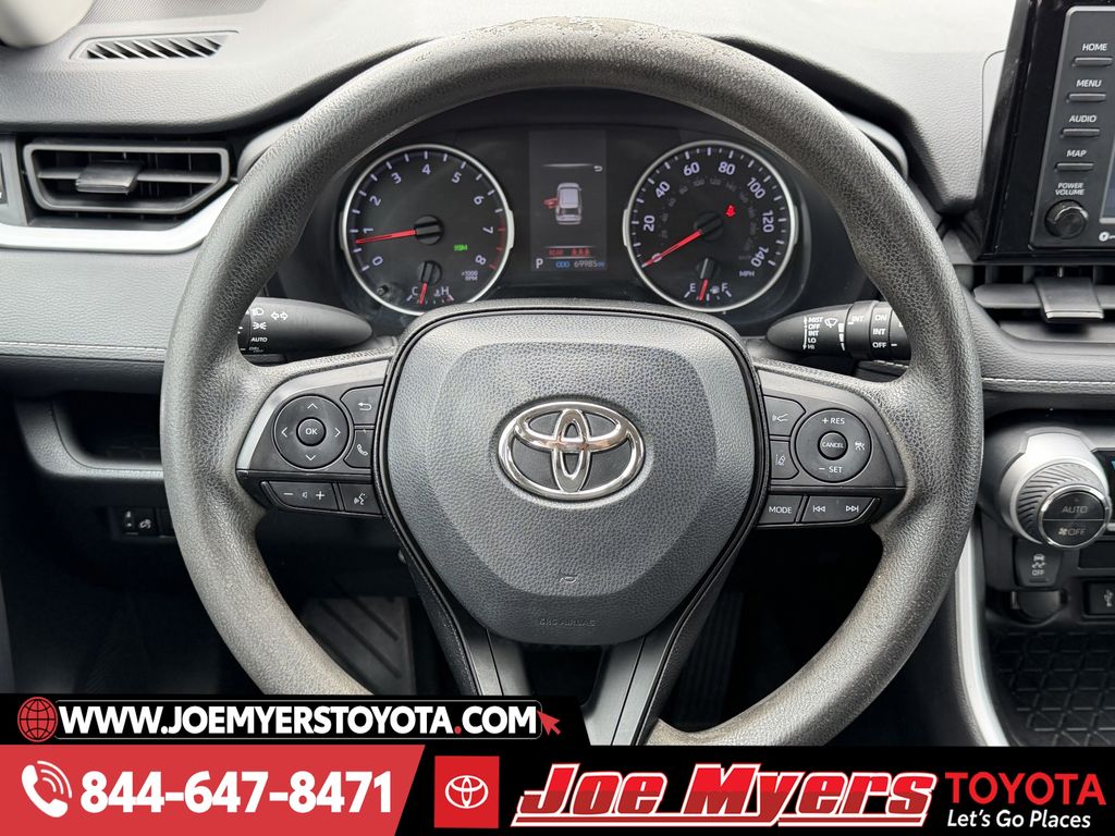 Used 2022 Midnight Black Metallic Toyota XLE image 15