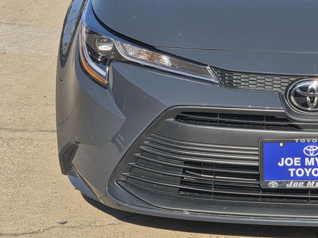 Used 2026 Underground Toyota LE image 5