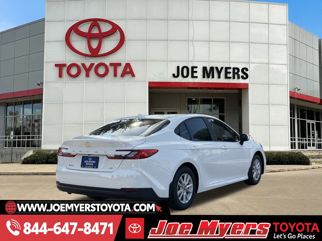 New 2026 Ice Cap Toyota LE image 4