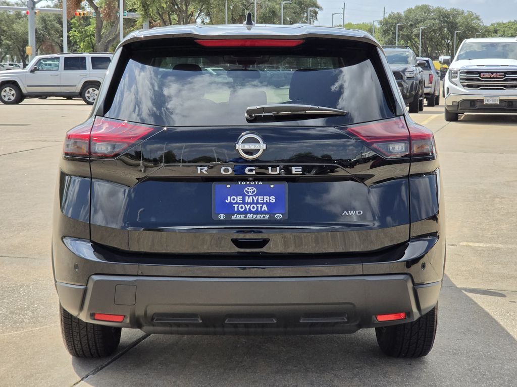 Used 2025 Super Black Nissan S image 8