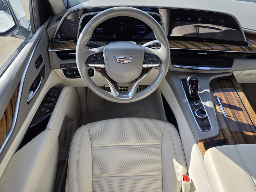 Used 2022 Crystal White Tricoat Cadillac Premium Luxury Platinum image 13