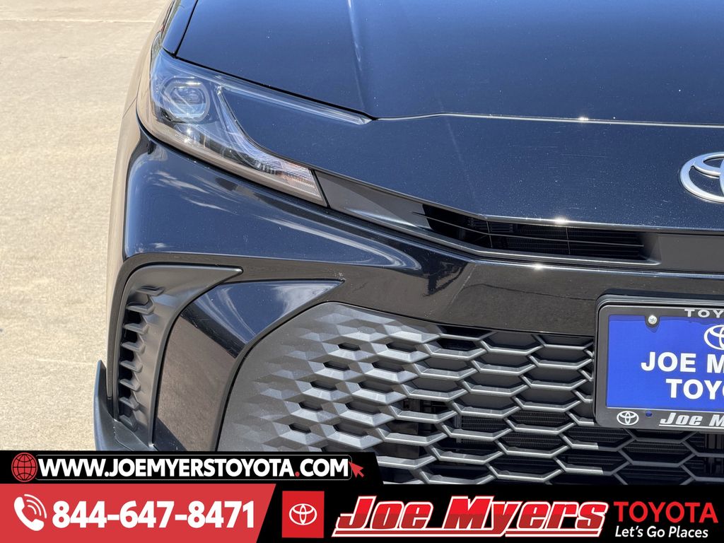 Used 2025 Midnight Black Metallic Toyota SE image 5