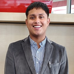 Staff member Edward Gallaedo from ID_98d2d9bb2b52