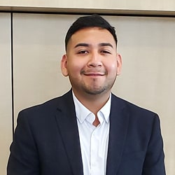 Staff member Dago Sandoval from ID_e9f3a8f4ef33