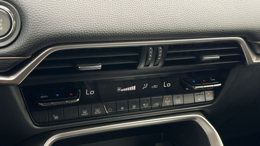 2025 Mazda CX-90 Preferred Package - Photo 18