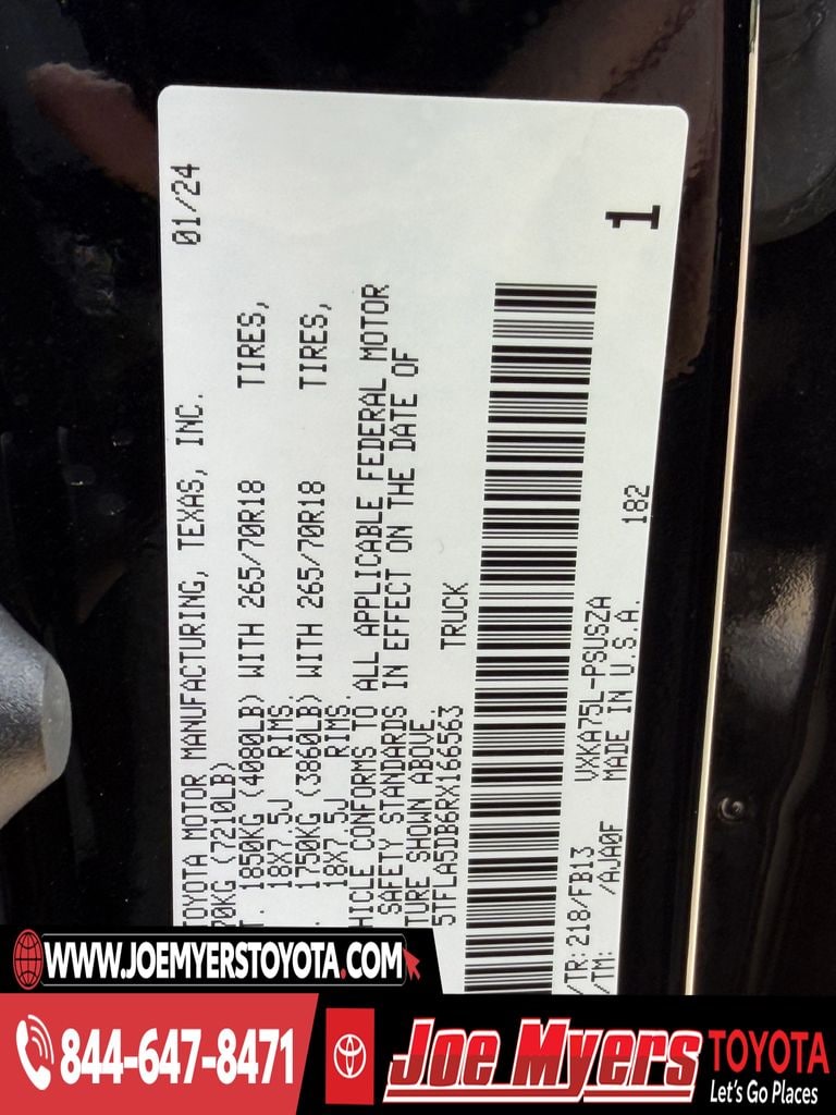 Used 2024 Midnight Black Metallic Toyota SR5 image 31