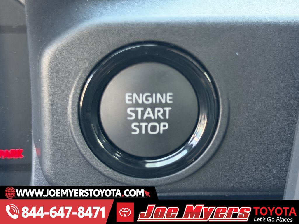 New 2026 Ice Cap Toyota SR5 image 20