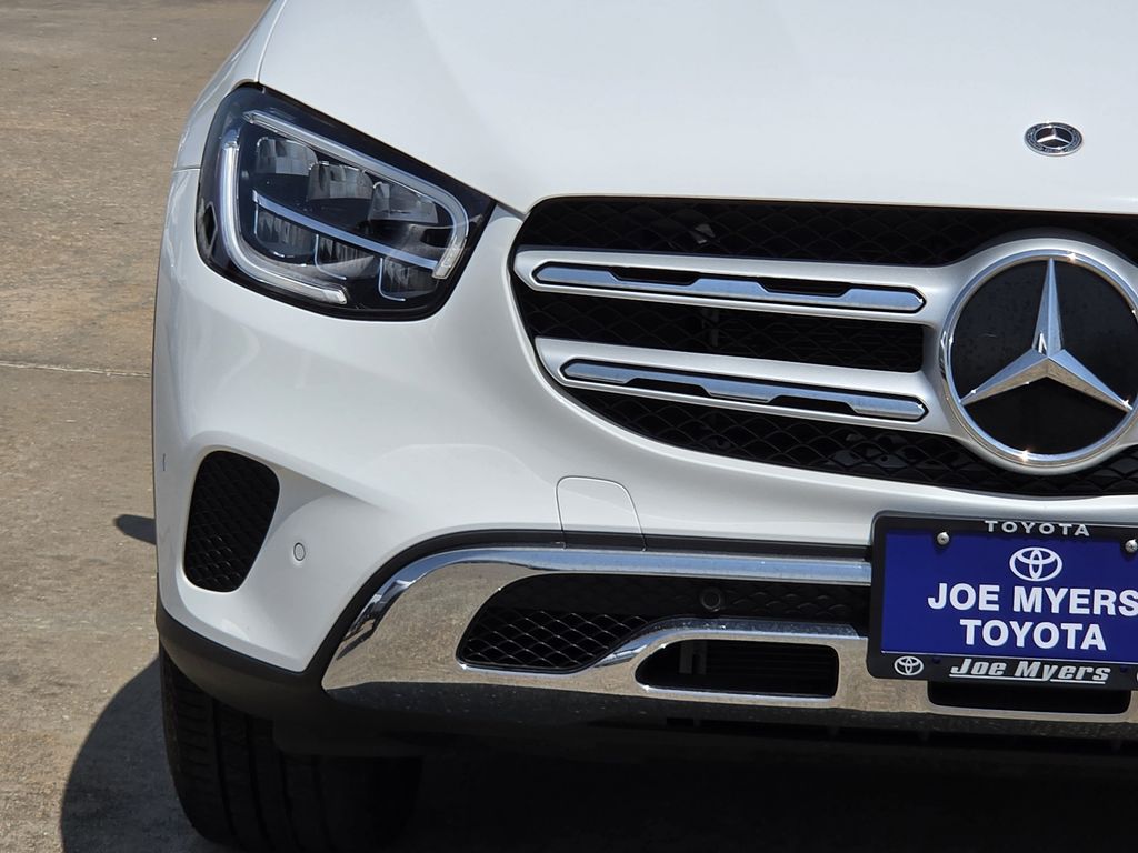 Used 2022 Polar White Mercedes-Benz GLC 300 image 5