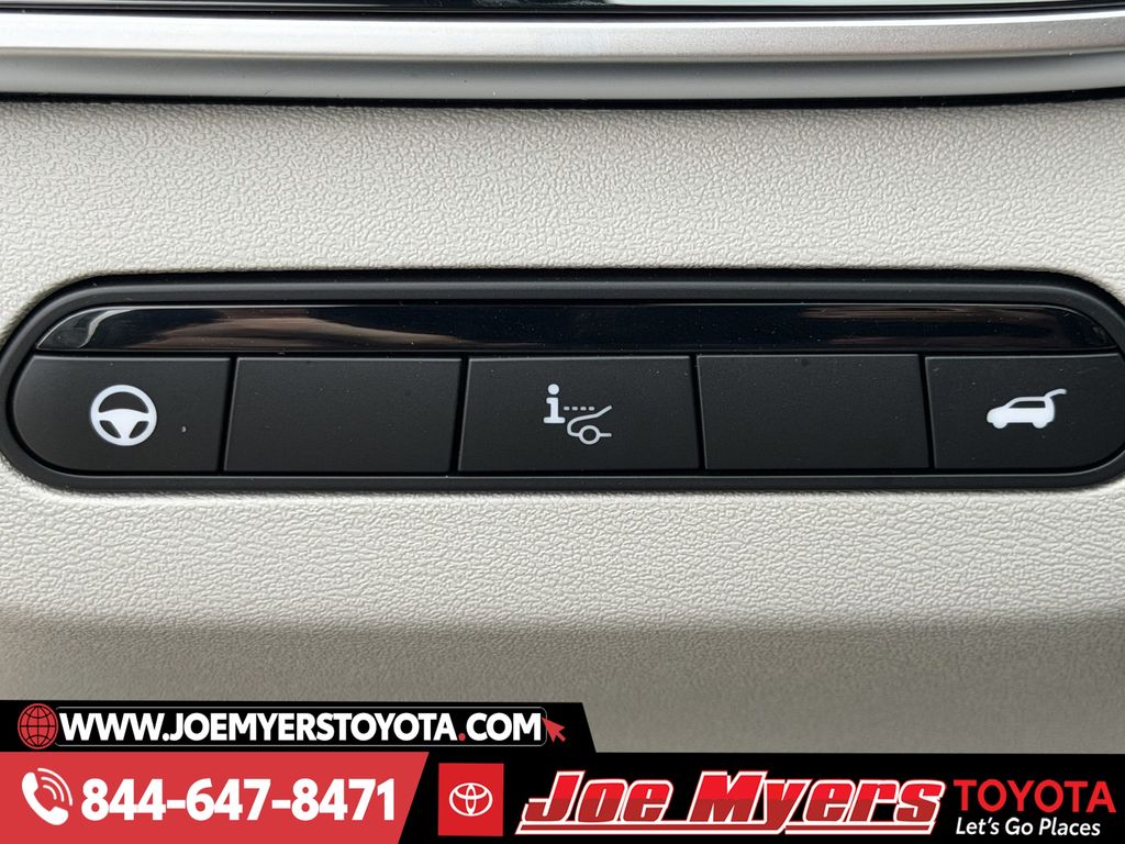 Used 2026 Deep Emerald Black Obsidian INFINITI Autograph image 26