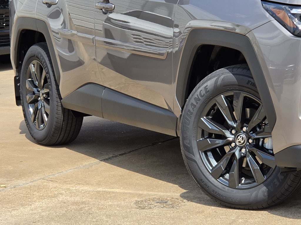 New 2026 Meteor Shower Toyota XLE Premium image 11