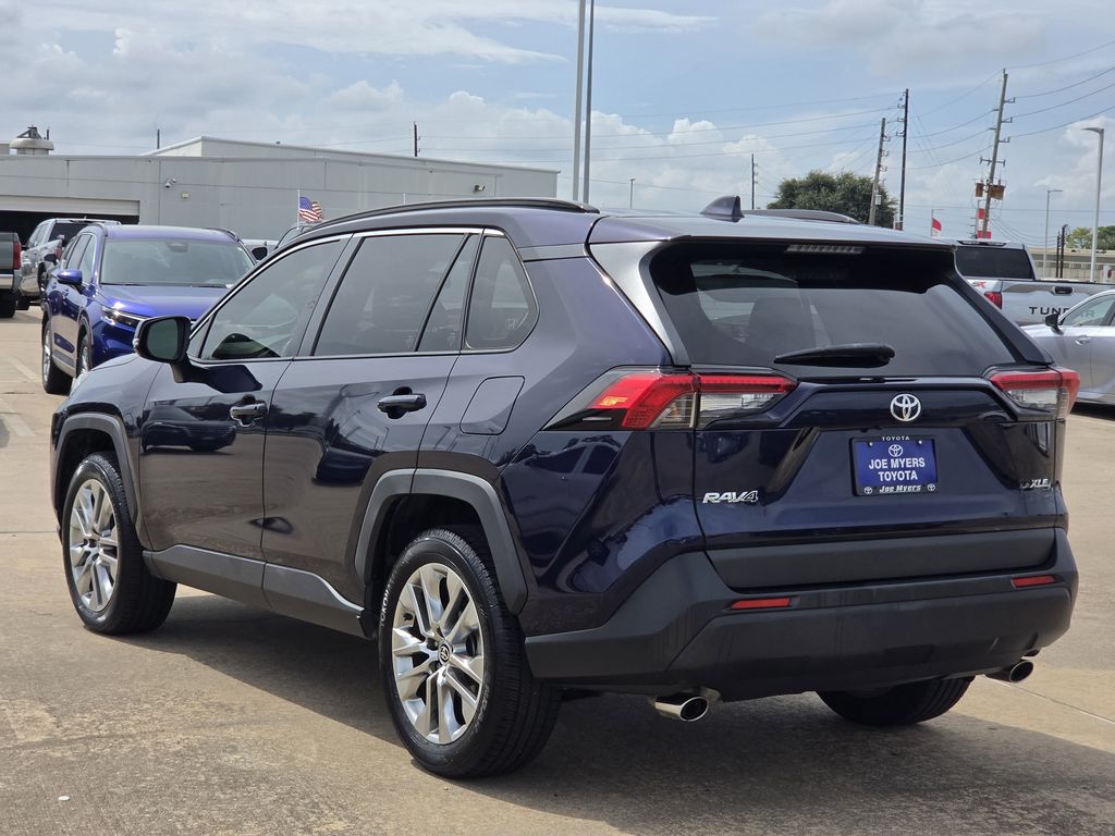 Used 2020 Blueprint Toyota XLE Premium image 7