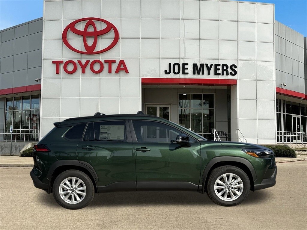New 2026 Toyota Corolla Cross LE SUV