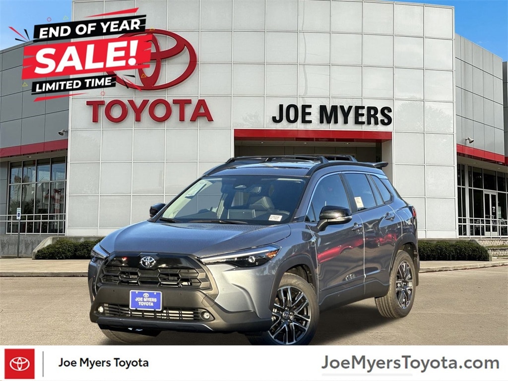 2026 Toyota Corolla Cross XLE's photo