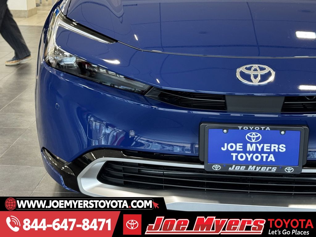 New 2026 Reservoir Blue Toyota XSE image 12