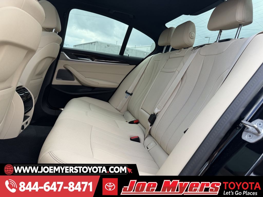 Used 2023 Black Sapphire Metallic BMW 530i image 29