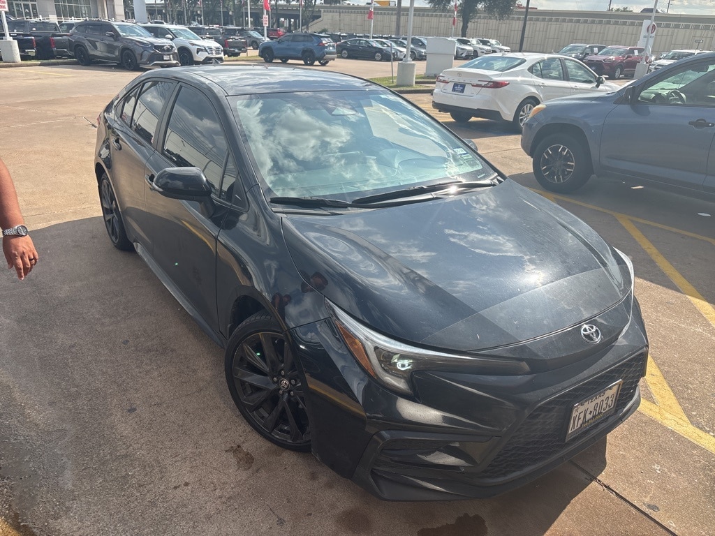 Used 2023 Toyota Corolla SE Sedan
