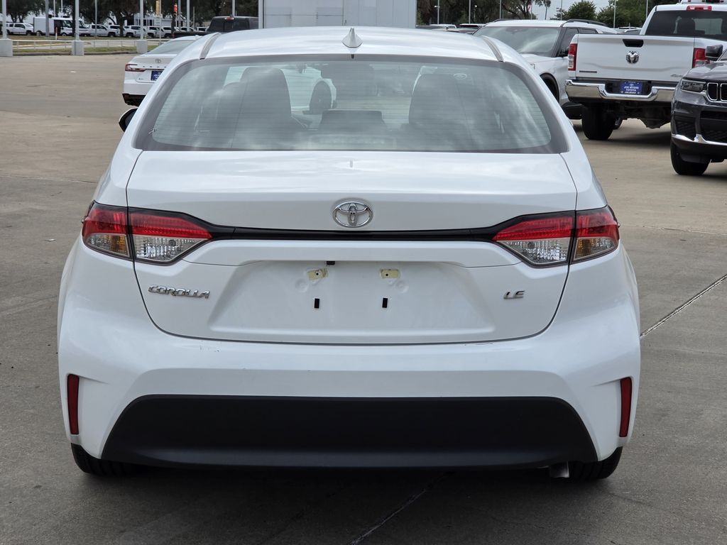 Used 2026 Ice Toyota LE image 8