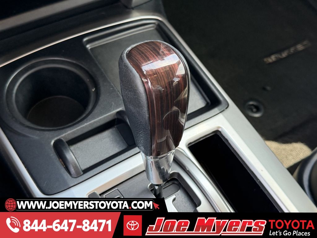 Used 2019 Nautical Blue Metallic Toyota Limited image 21