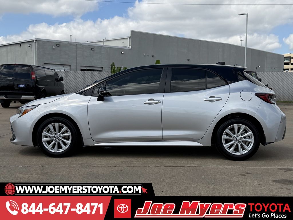 Used 2025 Classic Silver Metallic Midnight Black Metallic Toyota SE image 6