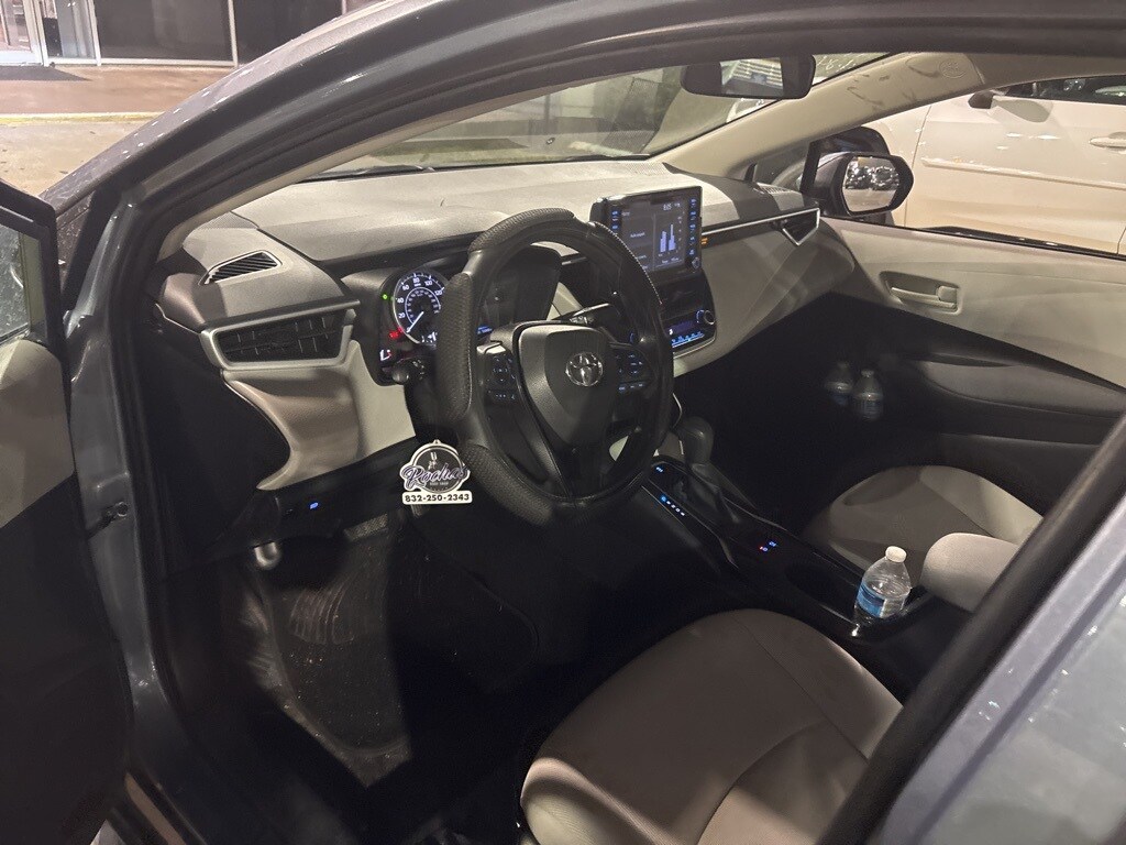 Used 2022 Toyota Corolla LE Sedan