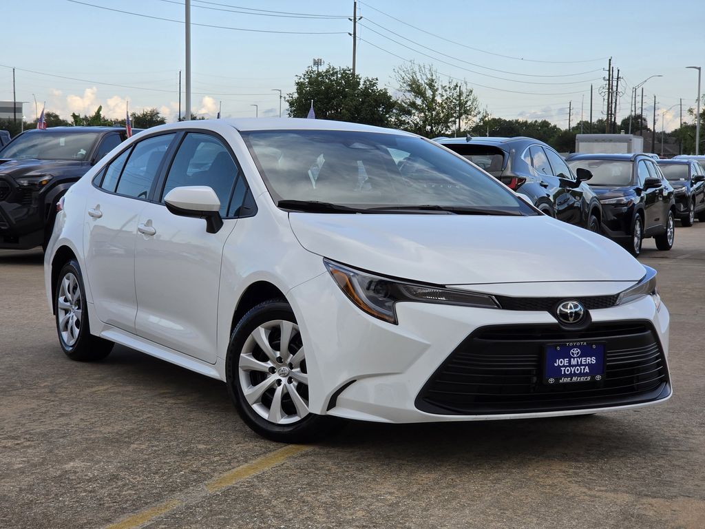 Used 2026 Ice Toyota LE image 2
