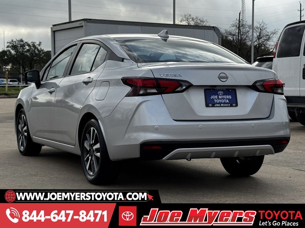 Used 2025 Brilliant Silver Metallic Nissan 1.6 SV image 7