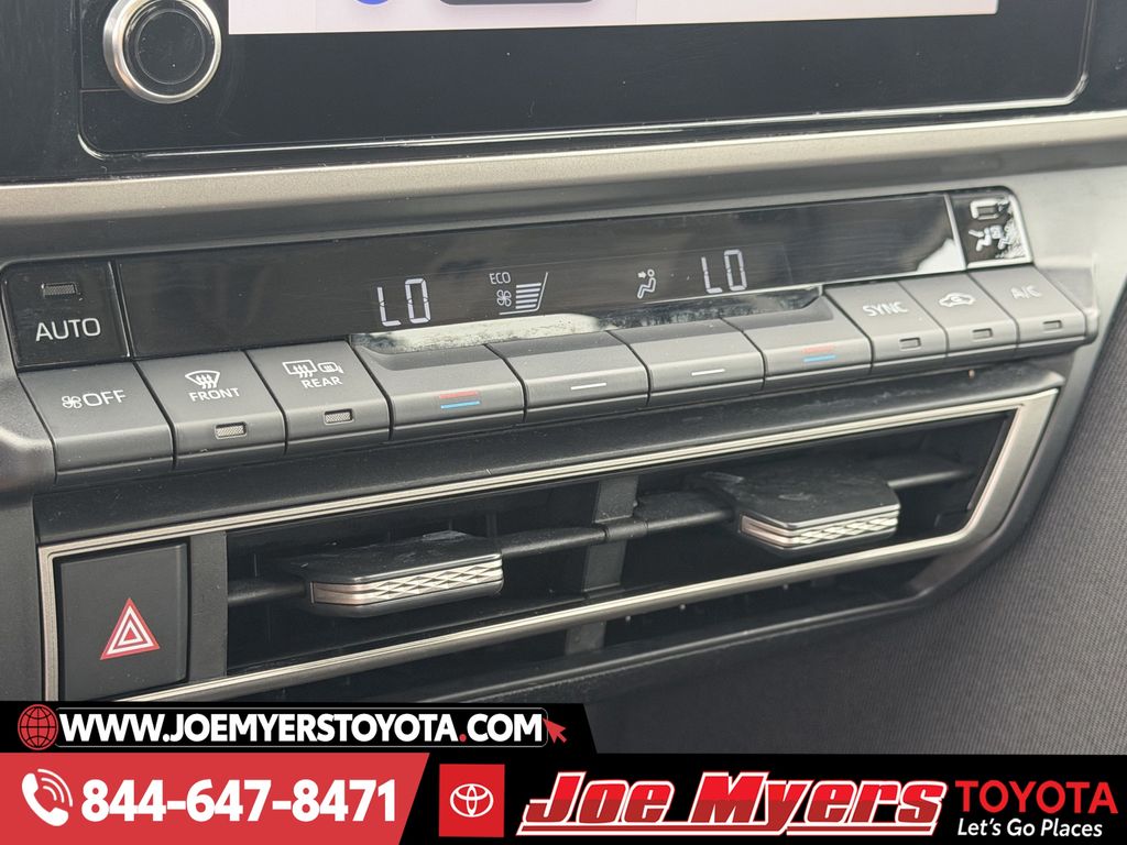 Used 2025 Ice Cap Toyota LE image 20