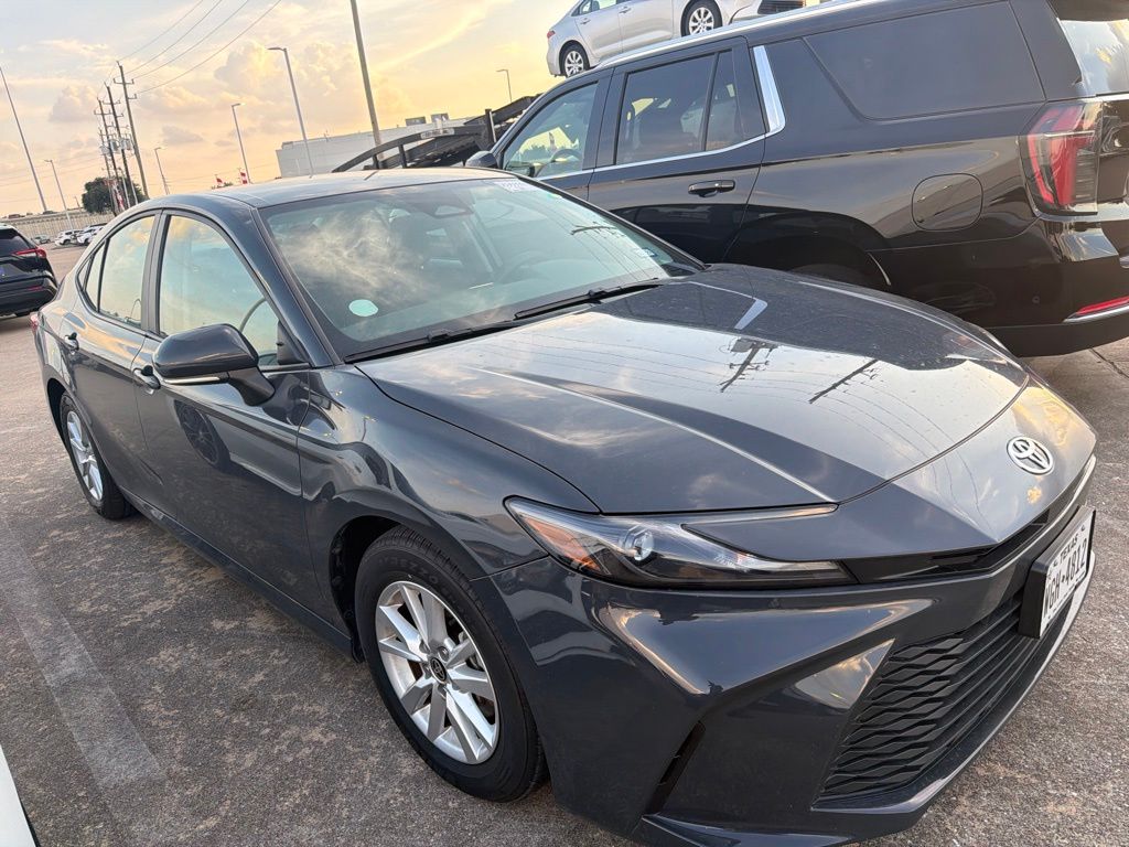 Used 2025 Underground Toyota LE image 6