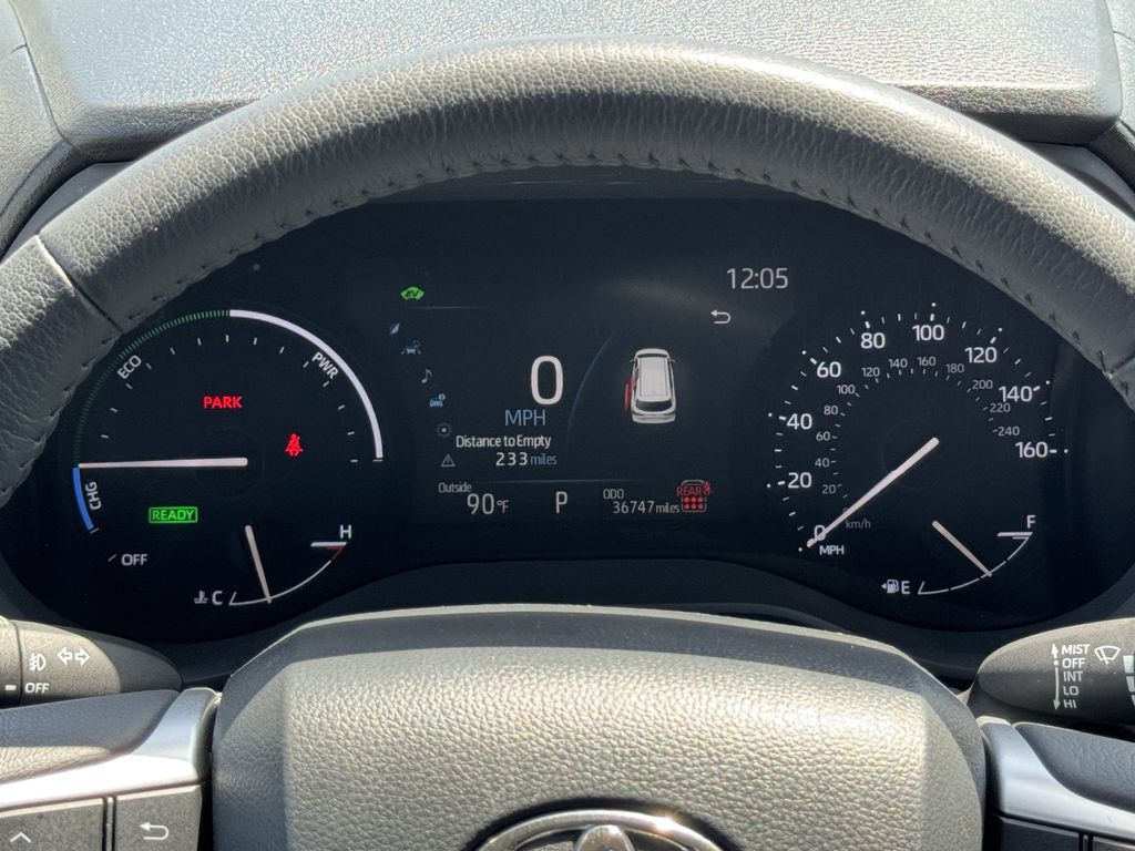 Used 2025 Midnight Black Metallic Toyota XLE image 14
