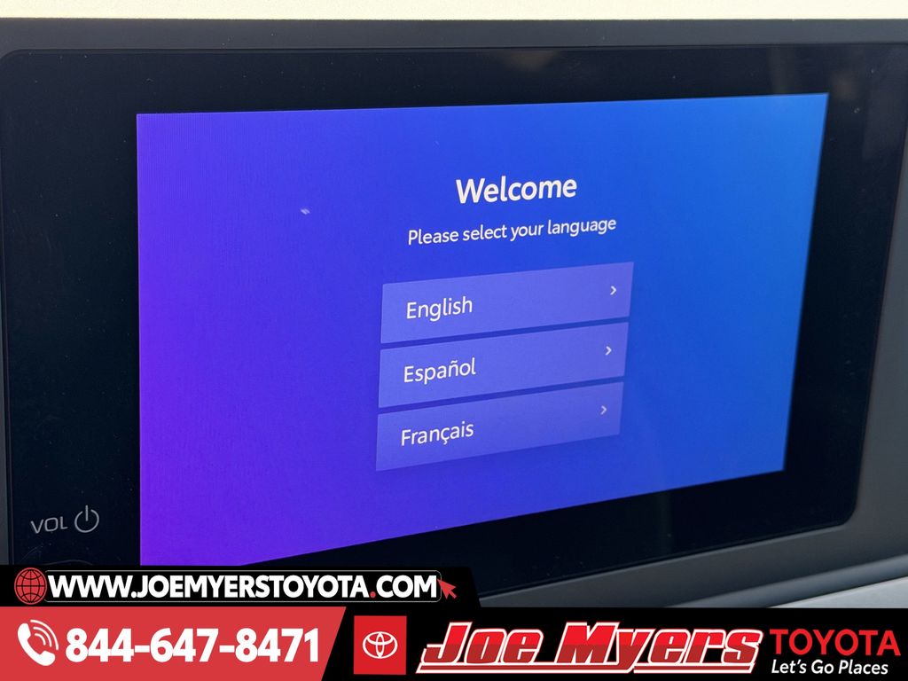 New 2026 Ice Cap Toyota SR5 image 16