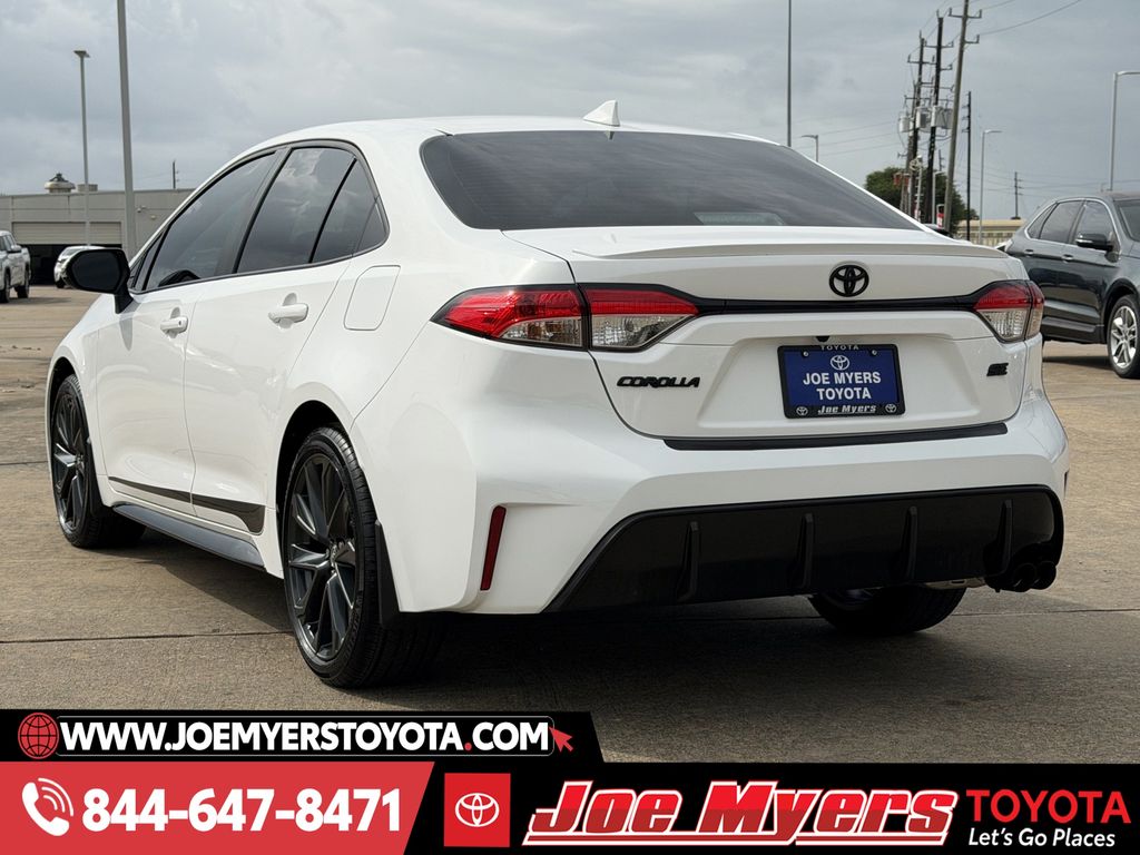 Certified Used 2026 Ice Cap Toyota SE image 7