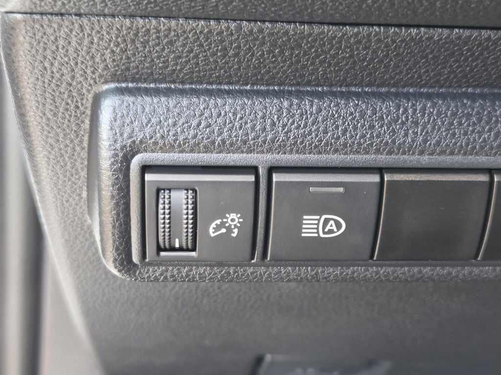 Used 2026 Ice Toyota LE image 23