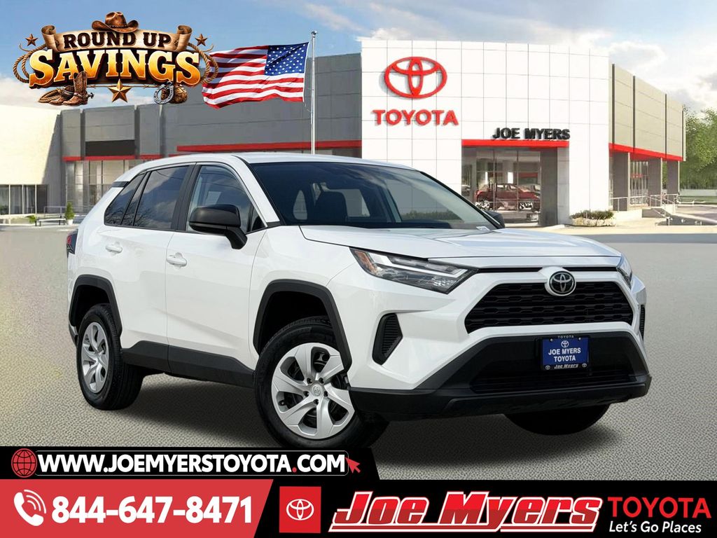 2025 Toyota RAV4 LE