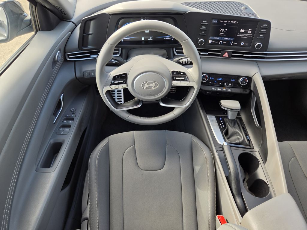 Used 2026 Fluid Metal Hyundai SEL Sport image 13