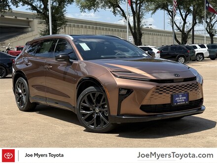 2025 Toyota Crown Signia Limited SUV