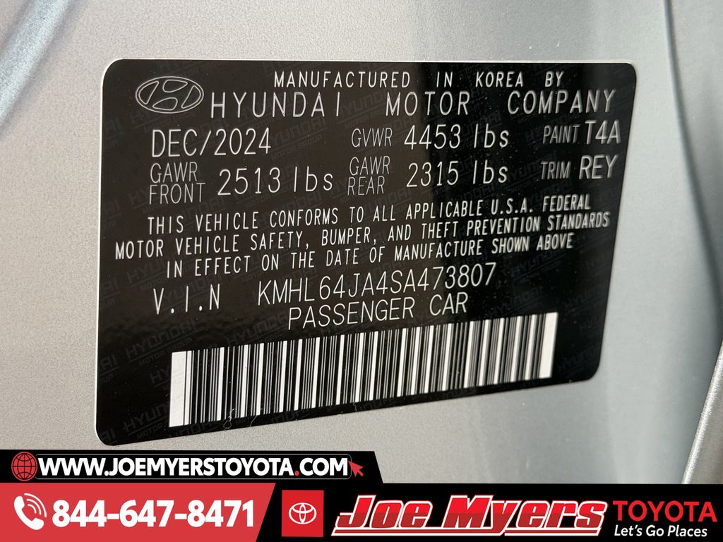 Used 2025 Aero Silver Hyundai SEL image 33