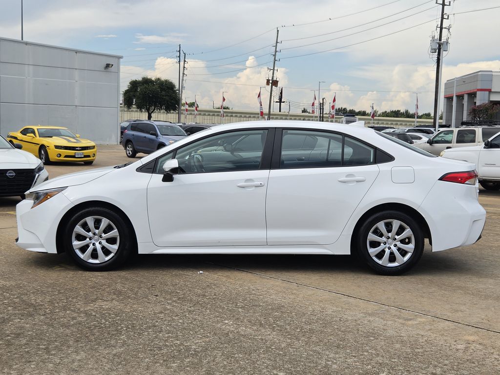 Used 2026 Ice Toyota LE image 6