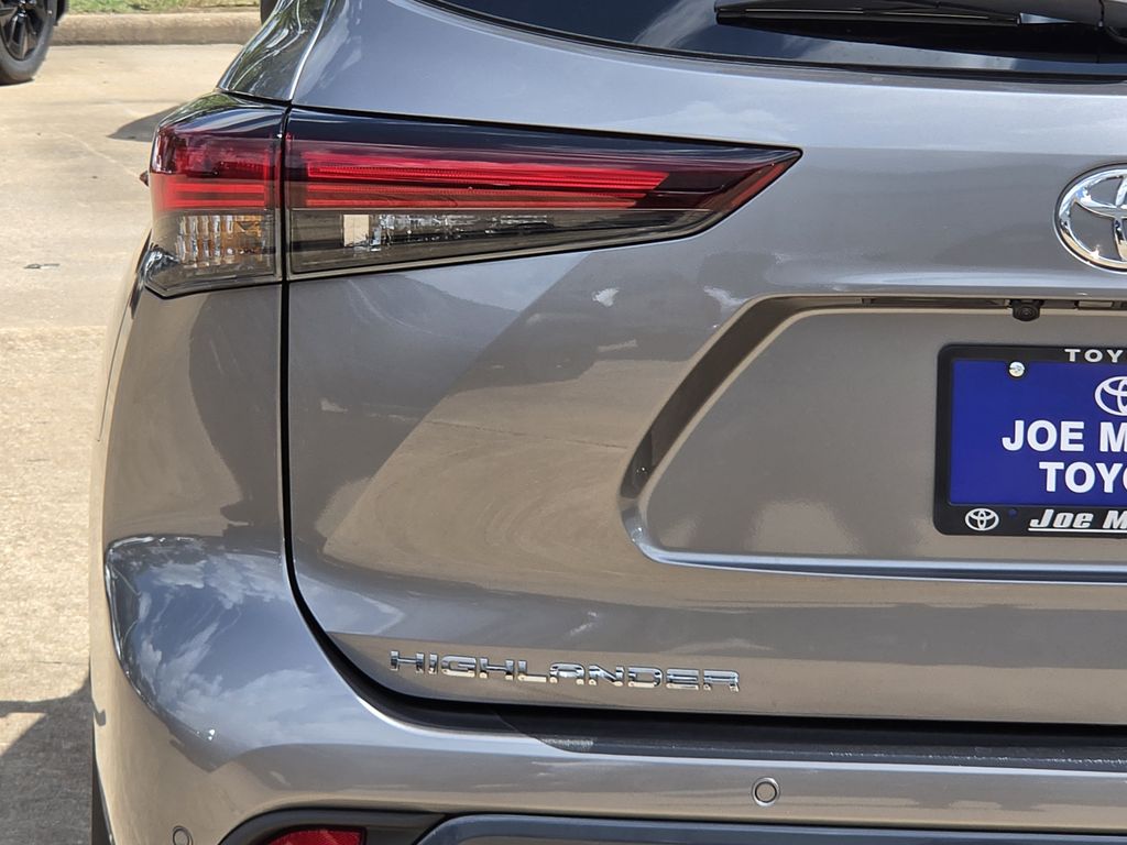 New 2026 Heavy Metallic Toyota Limited image 10