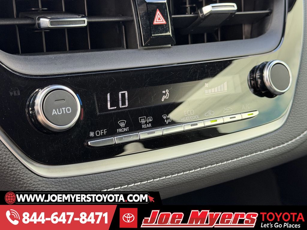 Used 2025 Classic Silver Metallic Midnight Black Metallic Toyota SE image 20