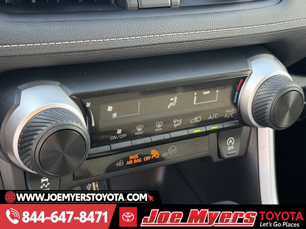 Used 2025 Silver Sky Metallic Toyota LE image 20